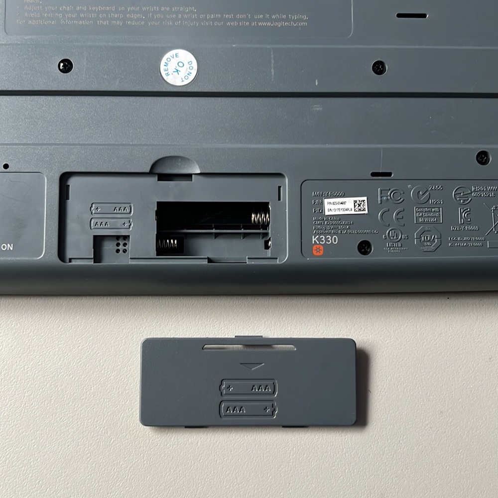 Logitech Keyboard & Mouse - Picture 4 of 7